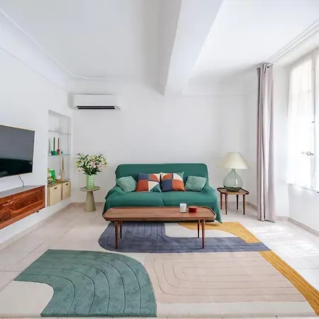 Le Bernardin - T2 Dans Le Vieil Apartment *